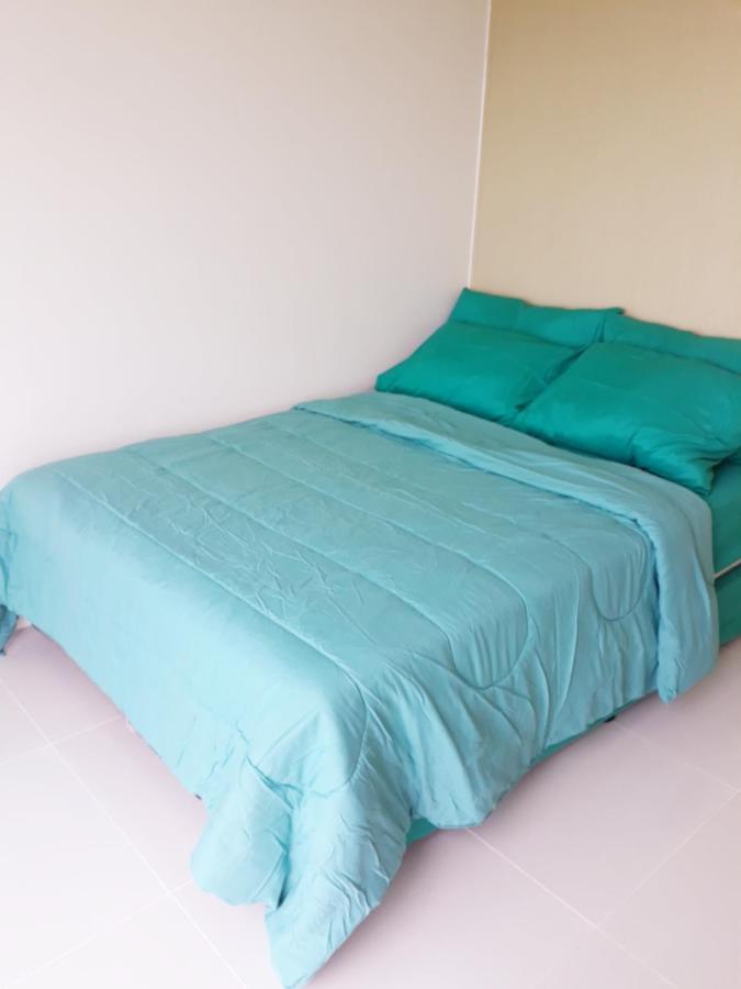 Condo at Wind Residences Tagaytay City Esterno foto