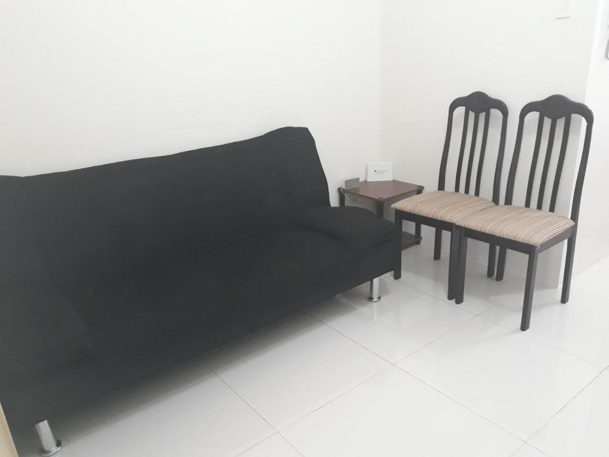 Condo at Wind Residences Tagaytay City Esterno foto