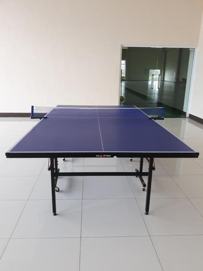 Condo at Wind Residences Tagaytay City Esterno foto