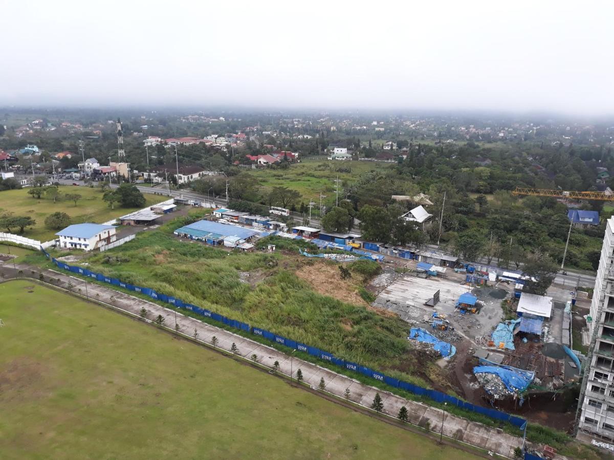 Condo at Wind Residences Tagaytay City Esterno foto