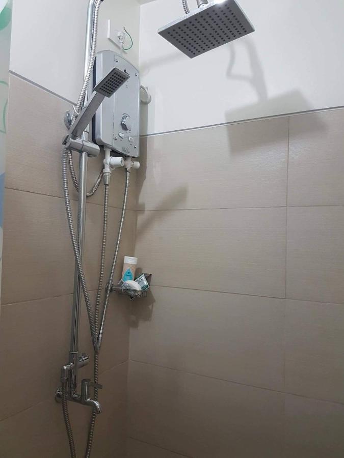 Condo at Wind Residences Tagaytay City Esterno foto