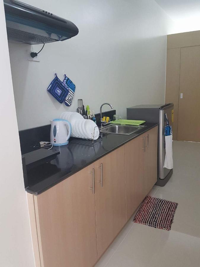 Condo at Wind Residences Tagaytay City Esterno foto